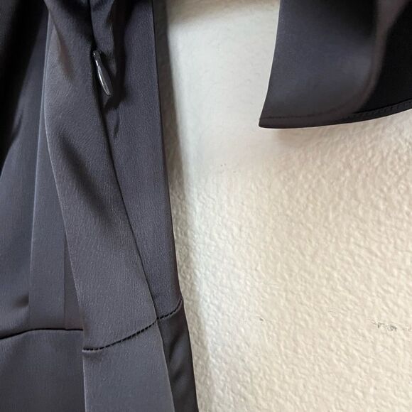 Banana Republic Flutter-Sleeve Knee Length Dress - Picture 7 of 9